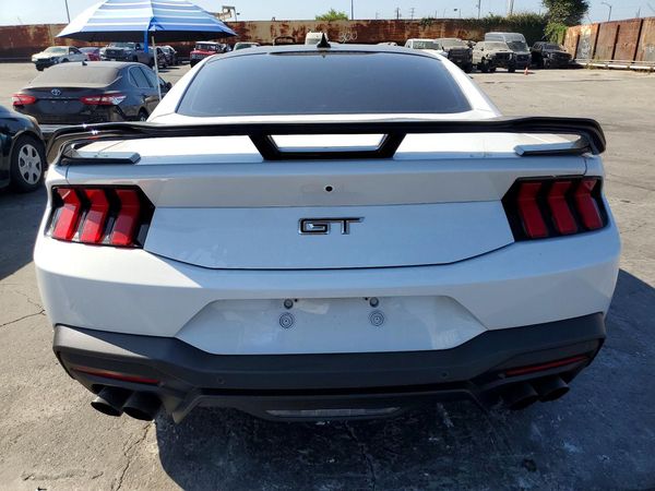 2025 FORD MUSTANG