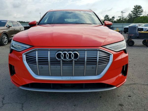 2019 AUDI E-TRON e-tron quattro Prestige
