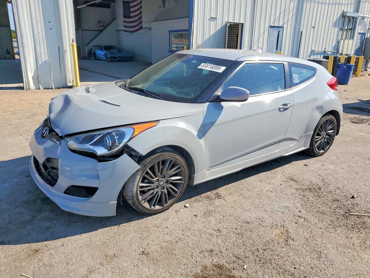 2013 HYUNDAI VELOSTER