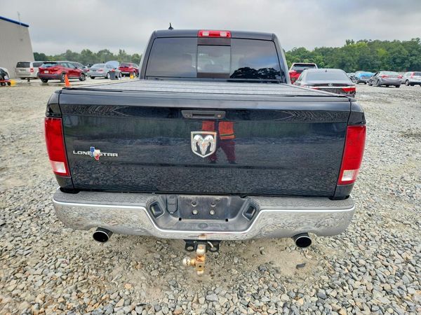 2015 RAM 1500 SLT