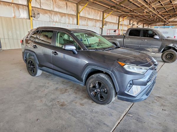 2019 TOYOTA RAV4 XLE / XLE Premium 4WD