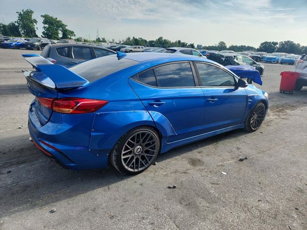 2018 HYUNDAI ELANTRA