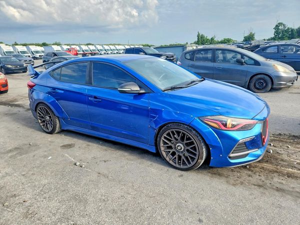 2018 HYUNDAI ELANTRA