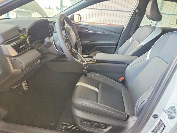 2026 TOYOTA CAMRY