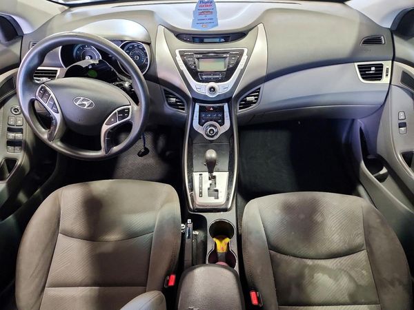 2012 HYUNDAI ELANTRA GLS(Middle grade)