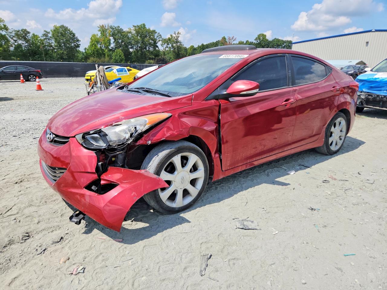2012 HYUNDAI ELANTRA GLS(Middle grade) — Front 3/4