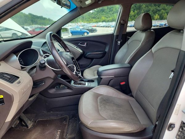 2014 HYUNDAI TUCSON GLS (Middle Level)