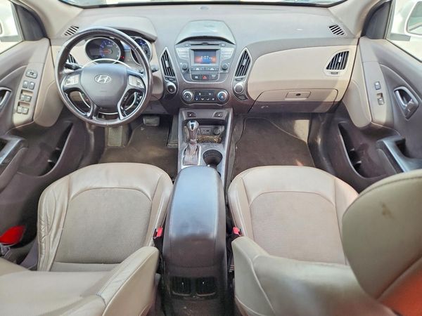 2014 HYUNDAI TUCSON GLS (Middle Level)