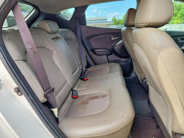2014 HYUNDAI TUCSON GLS (Middle Level)