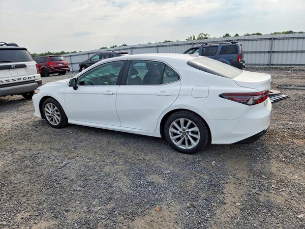 2024 TOYOTA CAMRY