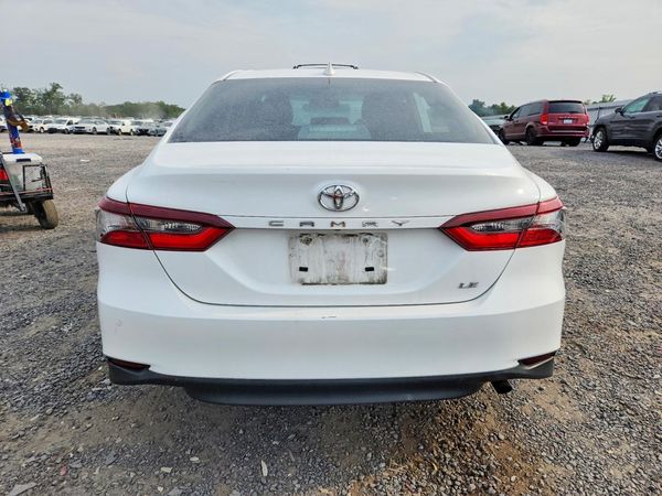 2024 TOYOTA CAMRY