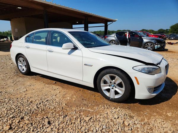 2013 BMW 528