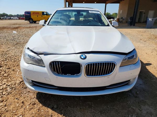 2013 BMW 528