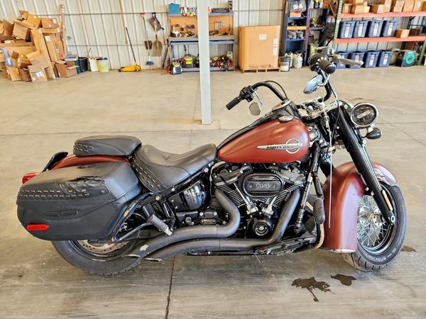 2018 HARLEY-DAVIDSON FLHCS