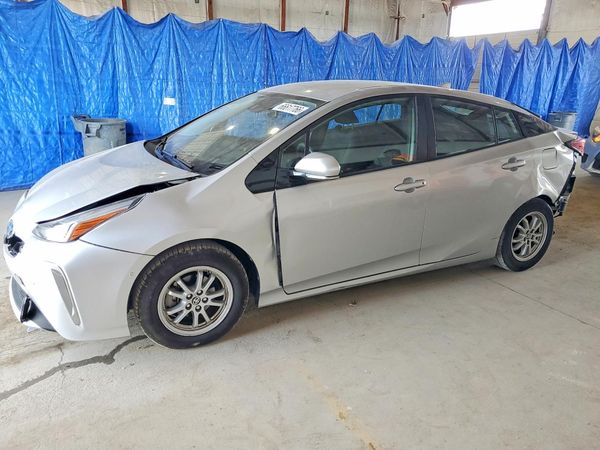 2019 TOYOTA PRIUS