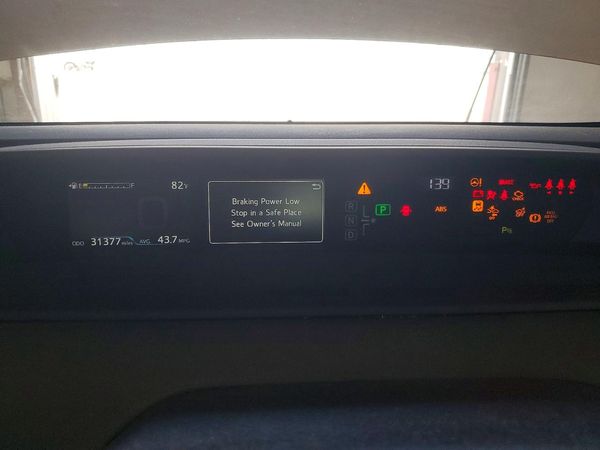 2019 TOYOTA PRIUS
