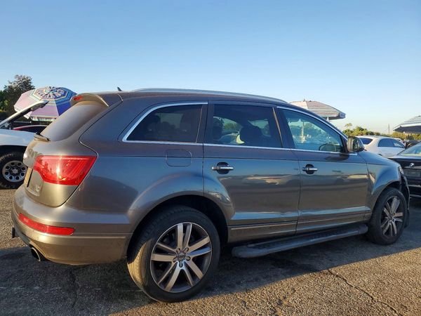 2015 AUDI Q7