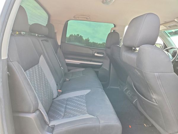 2020 TOYOTA TUNDRA