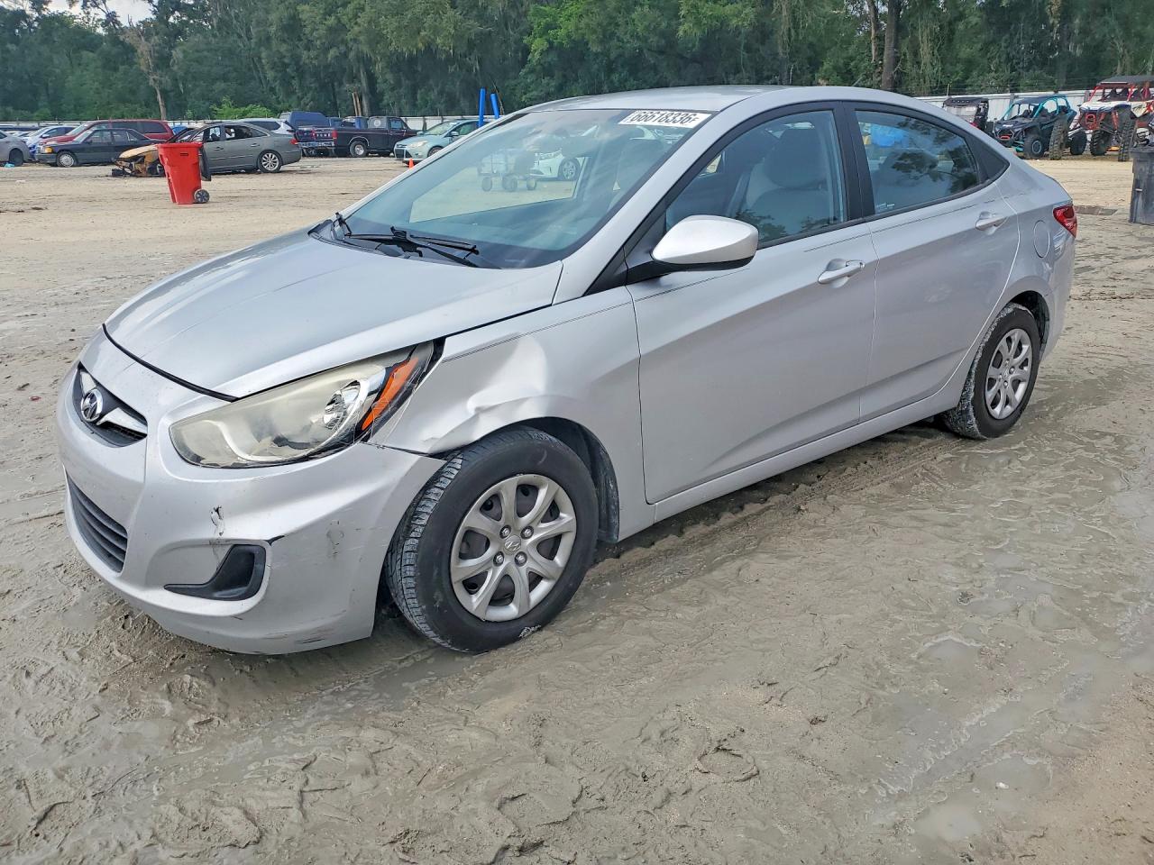 2013 HYUNDAI ACCENT GLS, GS