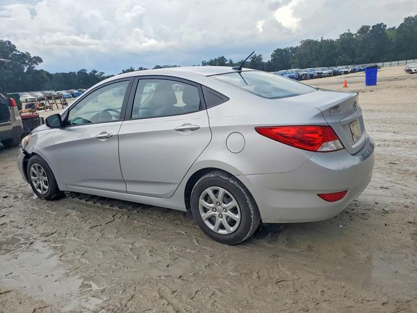 2013 HYUNDAI ACCENT GLS, GS