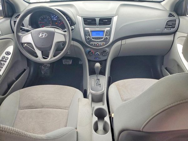 2013 HYUNDAI ACCENT GLS, GS