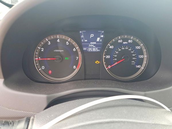 2013 HYUNDAI ACCENT GLS, GS