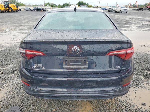 2022 VOLKSWAGEN JETTA SE w/ Sunroof