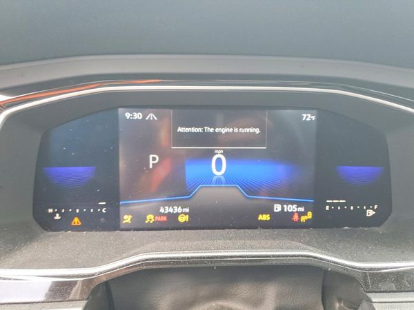 2022 VOLKSWAGEN JETTA SE w/ Sunroof