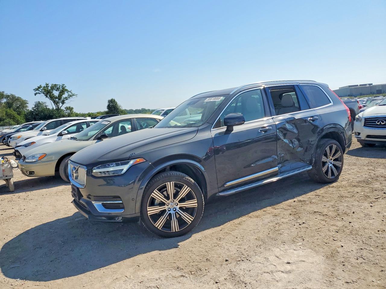 2022 VOLVO XC90 Inscription