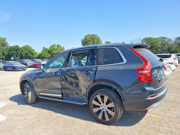 2022 VOLVO XC90 Inscription