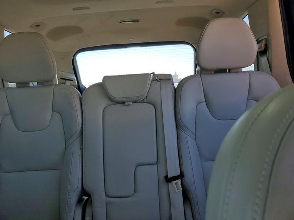 2022 VOLVO XC90 Inscription