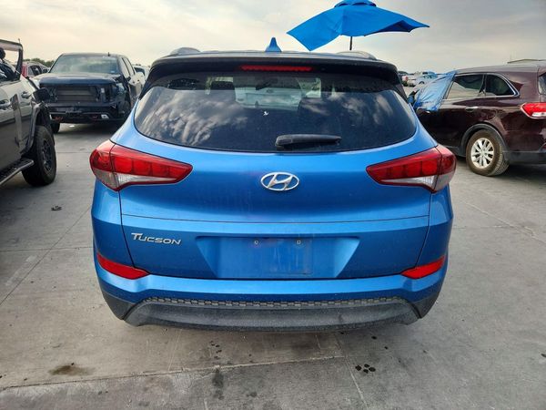 2015 INFINITI Q50