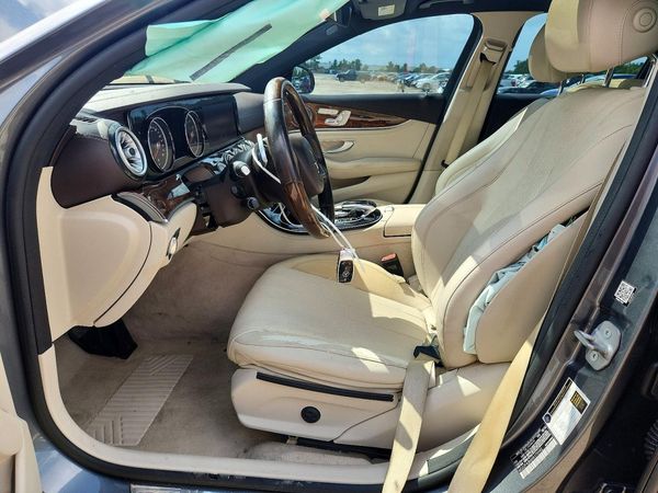2017 MERCEDES-BENZ E