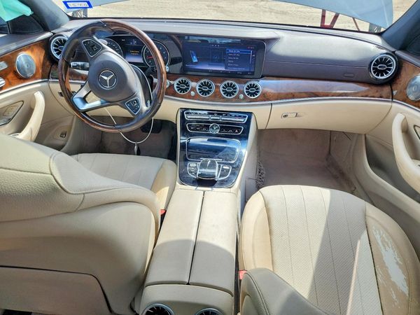 2017 MERCEDES-BENZ E