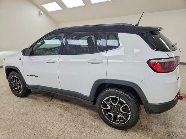 2026 JEEP COMPASS Trailhawk