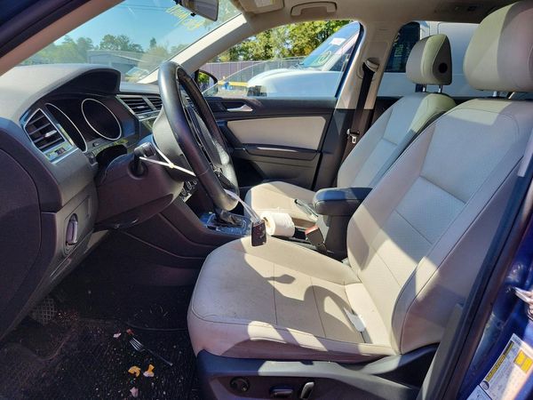 2020 VOLKSWAGEN TIGUAN SE, SEL