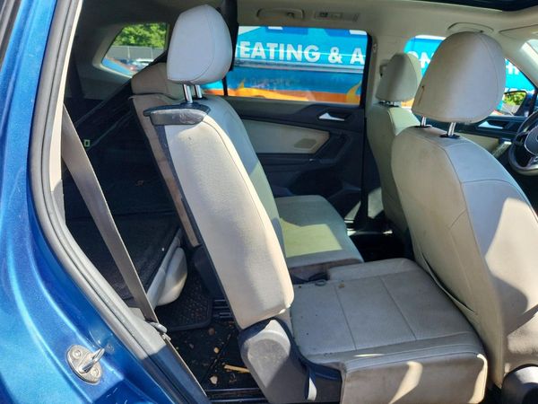 2020 VOLKSWAGEN TIGUAN SE, SEL