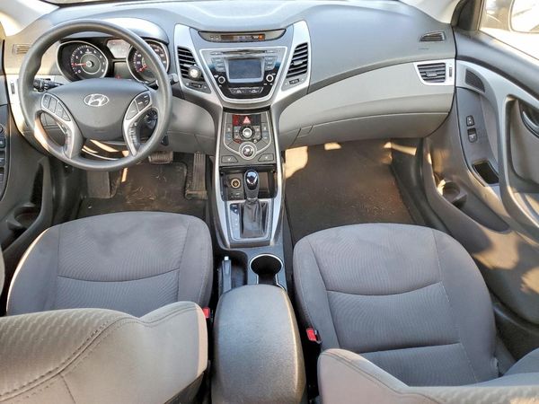 2014 HYUNDAI ELANTRA GLS(Middle)