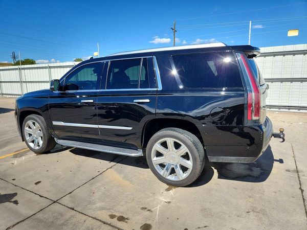 2020 CADILLAC ESCALADE