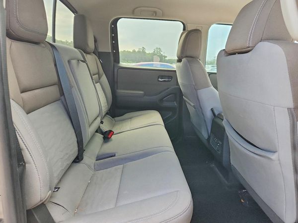2022 NISSAN FRONTIER