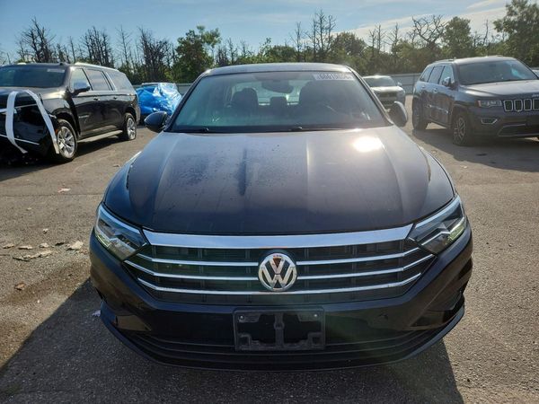 2021 VOLKSWAGEN JETTA