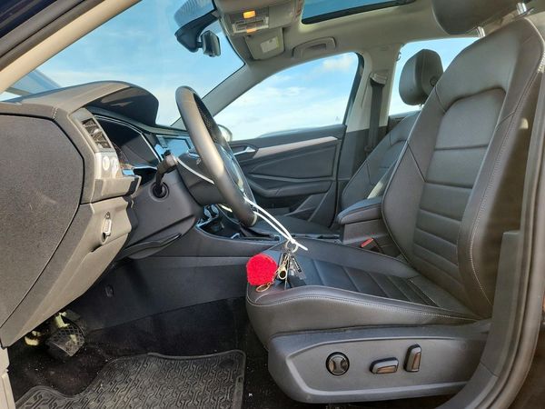 2021 VOLKSWAGEN JETTA