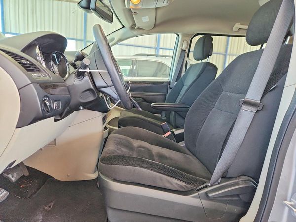 2019 DODGE GRAND CARAVAN SE