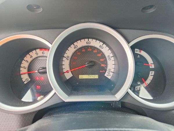 2015 TOYOTA TACOMA Delux Grade