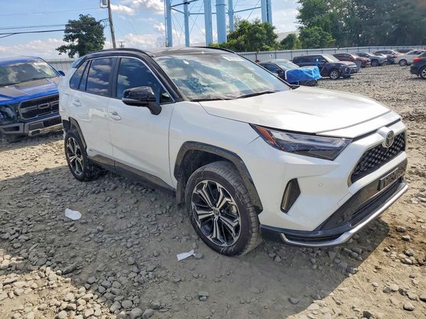 2025 TOYOTA RAV4 XSE Premium