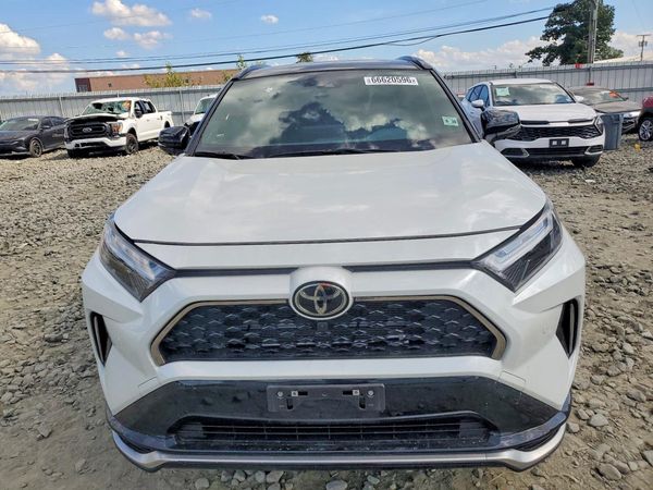 2025 TOYOTA RAV4 XSE Premium