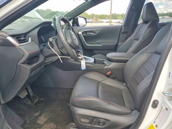 2025 TOYOTA RAV4 XSE Premium