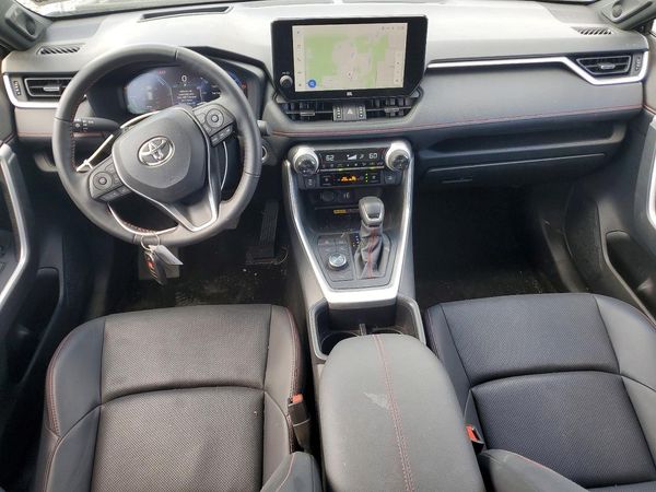 2025 TOYOTA RAV4 XSE Premium