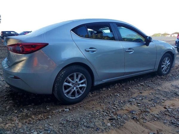 2016 MAZDA 3 Sport/GX