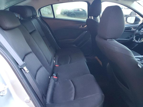 2016 MAZDA 3 Sport/GX